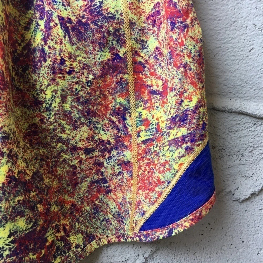 Lululemon Seawheeze Hotty Hot Shorts Woodland Sprint Multi I S…